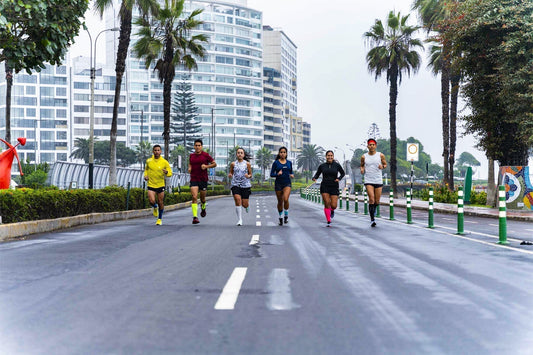 Prepárate para tu Próxima Maratón: ¿Por qué los Calcetines de Compresión Son Indispensables?